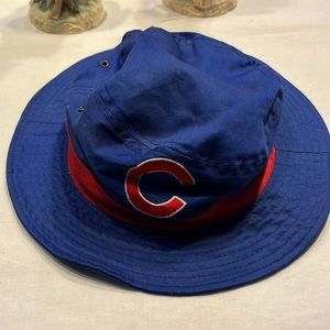 Chicago cubs bucket hat/bud official beer logo on back MLB